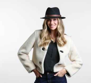 chapeau traveller chic Eren Woolfelt