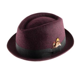 Player, a small hat with raised brim – Online shopping